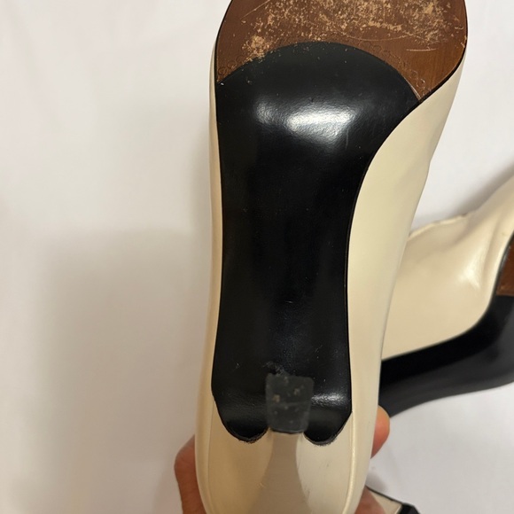 Stuart Weitzman Leather Cream Heels Size 10 Made in Spain - Picture 13 of 15